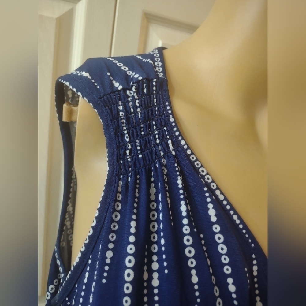 Jon & Anna contemporary women's dress blue and white size medium sleeveless - Picture 3 of 5